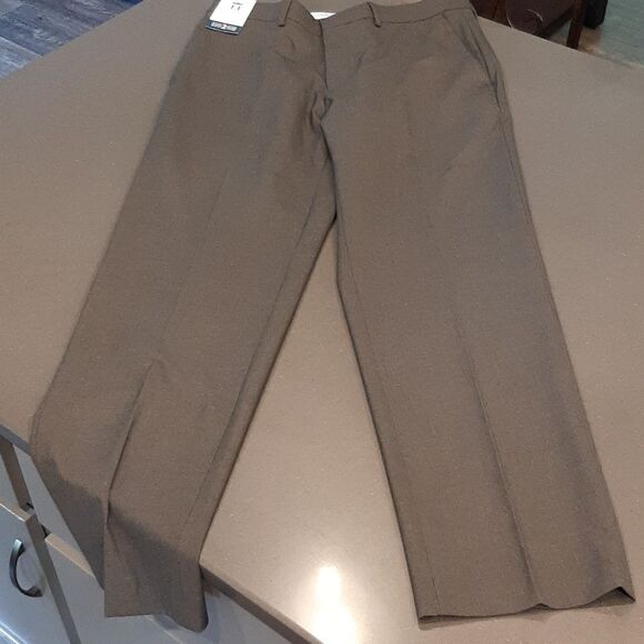 Haggar Straight Fit Charcoal Dress Pants NWT - Picture 10 of 11